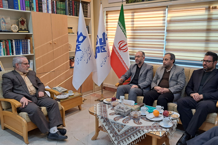 تلاشهای صورت گرفته در جهاددانشگاهی در ماهیت ایدئولوژیکی انقلاب اسلامی خود را نشان میدهد